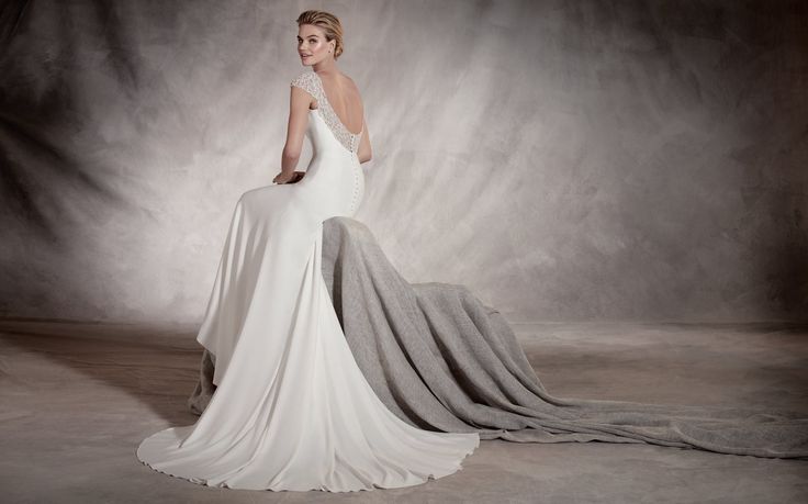 Pronovias Ana Gown